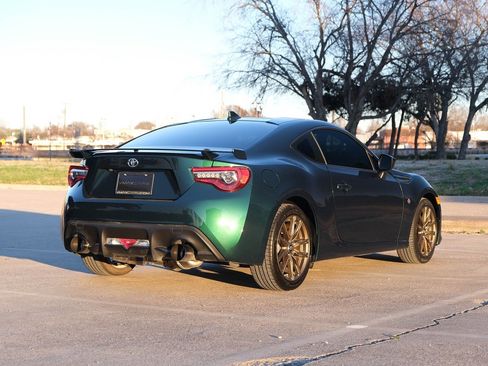 Used 2020 Toyota 86 image 12