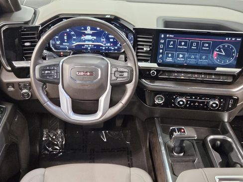 Used 2022 GMC Sierra 1500 SLT image 29