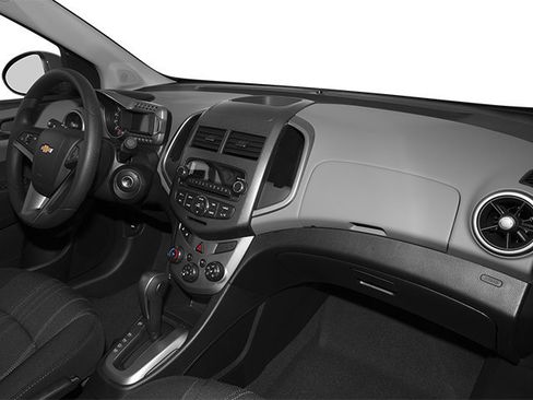 Used 2014 Chevrolet Sonic LT FWD image 19