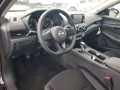 New 2025 Nissan Sentra S image 9