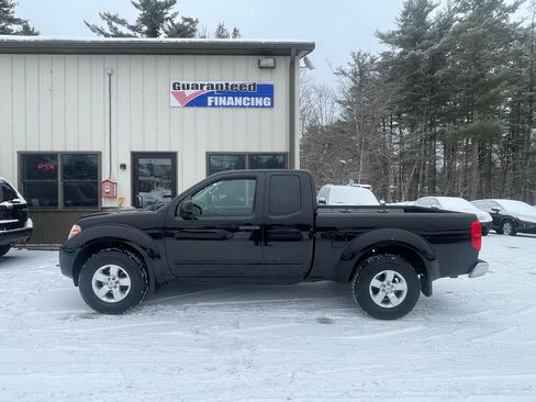 Used 2012 Nissan Frontier SV w/ SV Premium Utility Pkg image 7
