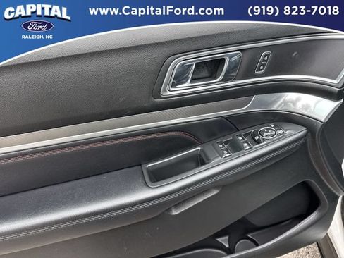 Used 2016 Ford Explorer Sport AWD/4WD image 20