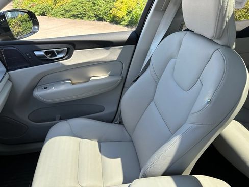 Certified 2024 Volvo XC60 B5 Plus w/ Protection Package Premier AWD/4WD image 35