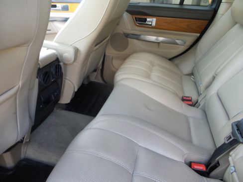 Used 2012 Land Rover Range Rover Sport Supercharged image 33