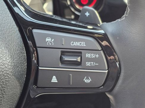 Used 2025 Honda Civic Sport image 25