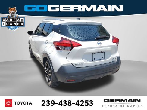 Used 2019 Nissan Kicks SV FWD image 12