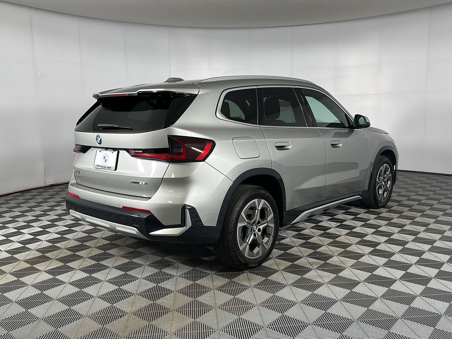 Used 2024 BMW X1 xDrive28i w/ Convenience Package AWD/4WD image 29