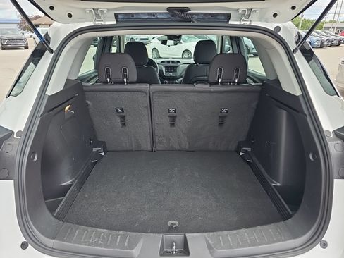 Used 2023 Chevrolet TrailBlazer LS FWD image 26