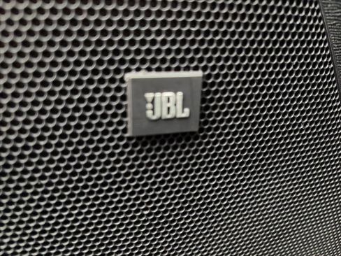 Used 2019 Toyota Sienna Limited image 15