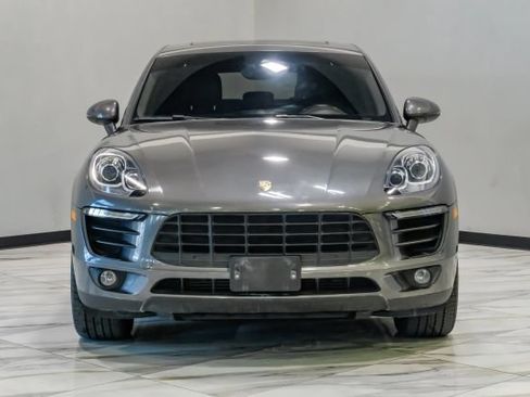 Used 2018 Porsche Macan Sport Edition AWD/4WD image 9