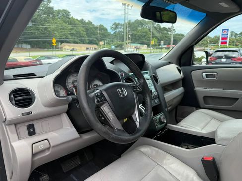 Used 2011 Honda Pilot EX-L image 9