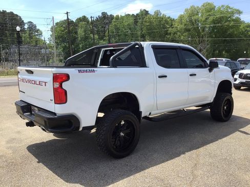 Used 2021 Chevrolet Silverado 1500 LT Trail Boss w/ Convenience Package II image 7