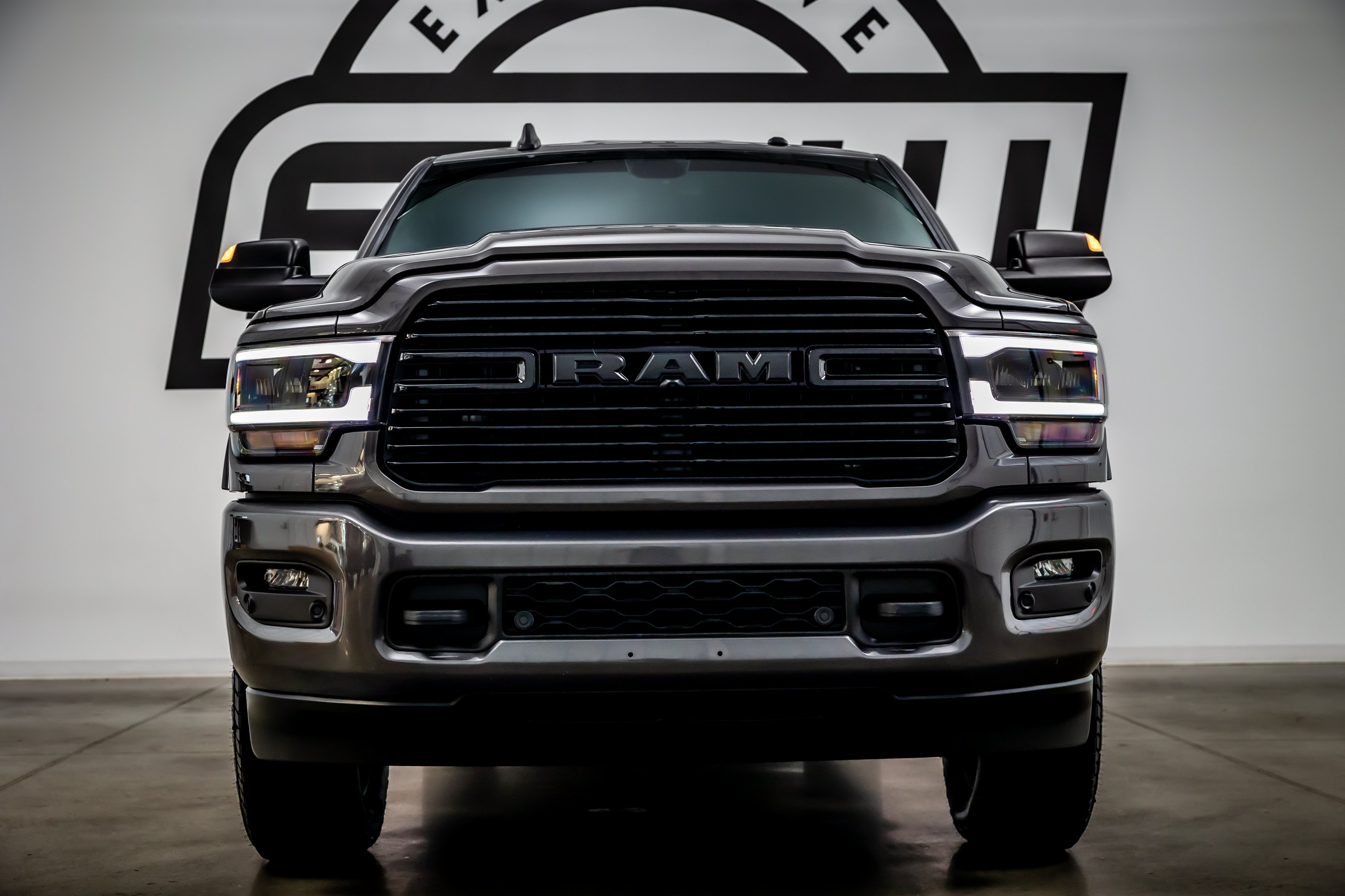 Used 2022 RAM 3500 Laramie AWD/4WD image 4