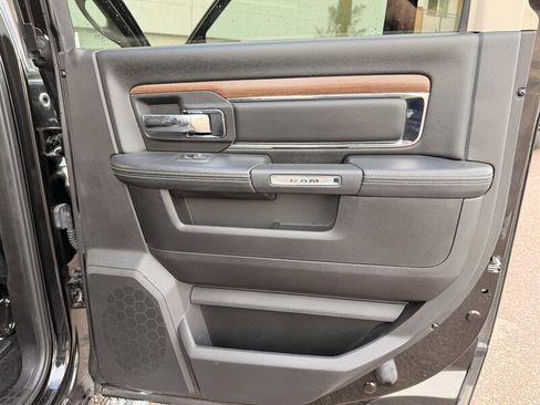 Used 2016 RAM 2500 Laramie image 23