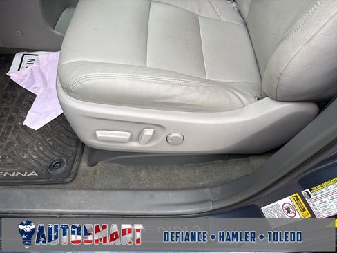 Used 2016 Toyota Sienna L image 19