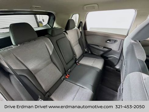 Certified 2022 Nissan Rogue SV image 27