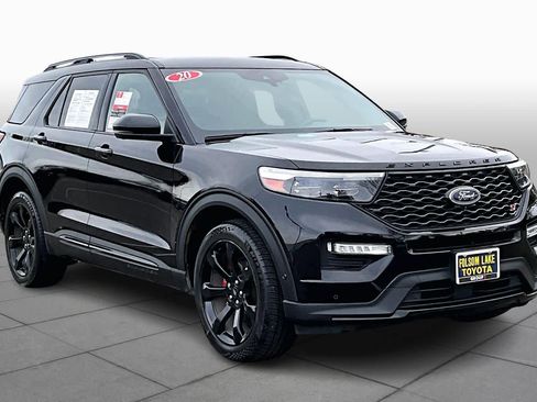 Used 2020 Ford Explorer ST w/ ST Street Pack image 2