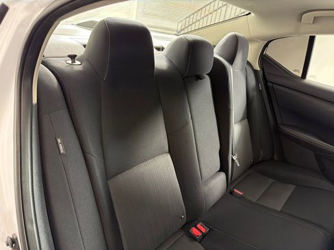 Used 2020 Nissan Sentra SV FWD image 19