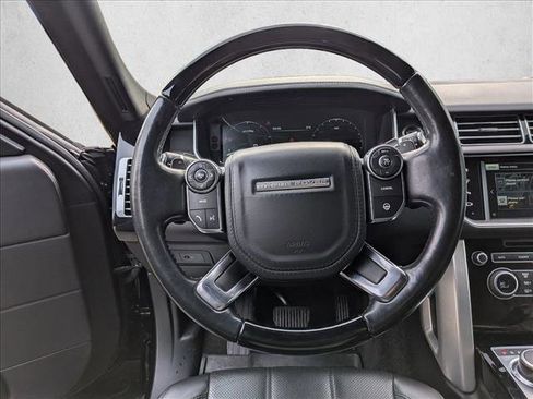Used 2016 Land Rover Range Rover HSE image 12