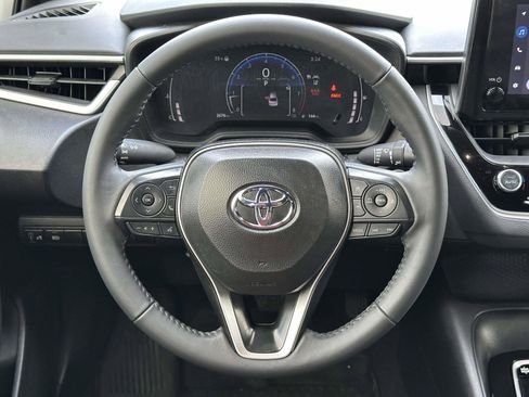 Used 2026 Toyota Corolla SE image 13