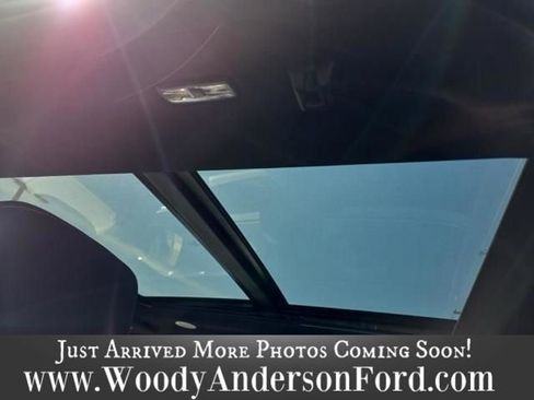 Used 2022 Ford F150 Lariat w/ Equipment Group 502A High image 8