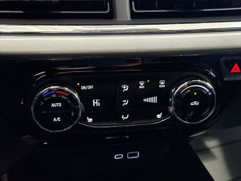 New 2026 Chevrolet Trax LT w/ Driver Confidence Package image 16