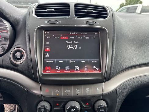 Used 2017 Dodge Journey Crossroad w/ Popular Equipment Group AWD/4WD image 16