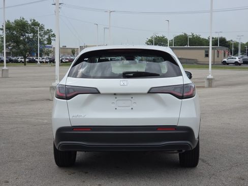Used 2024 Honda HR-V LX image 17