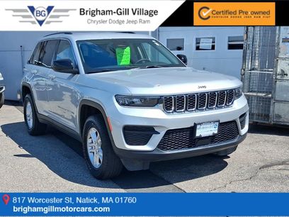 Used 2023 Jeep Grand Cherokee Laredo