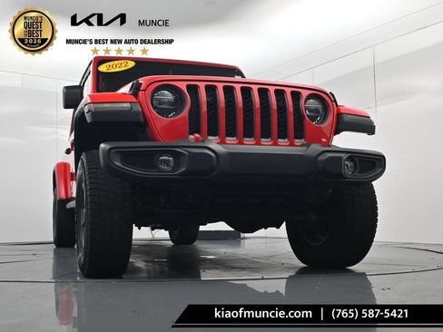 Used 2022 Jeep Gladiator Rubicon w/ LED Lighting Group AWD/4WD image 46
