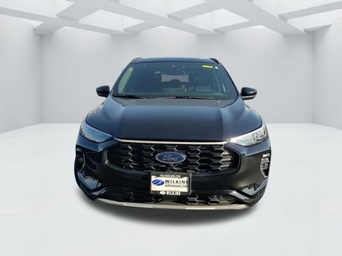 Used 2023 Ford Escape ST-Line Elite w/ Premium Technology Package image 2