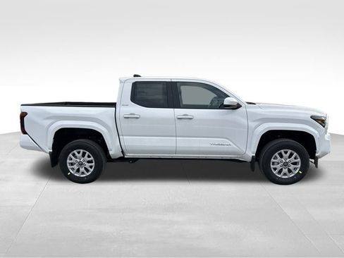New 2026 Toyota Tacoma SR5 image 6