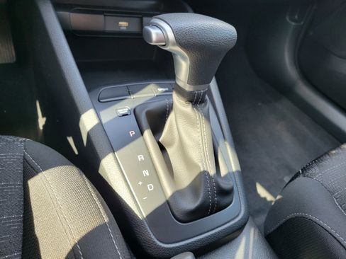 Used 2023 Kia Rio S w/ Technology Package image 22