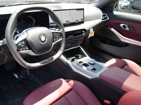 Used 2025 BMW 330i Sedan w/ Convenience Package RWD image 13