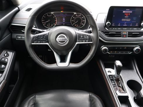 Used 2022 Nissan Altima 2.5 SR image 9