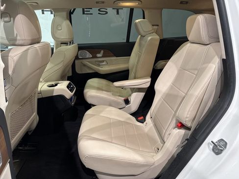 Used 2021 Mercedes-Benz GLS 450 4MATIC image 38