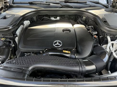 Used 2020 Mercedes-Benz GLC 300 image 33