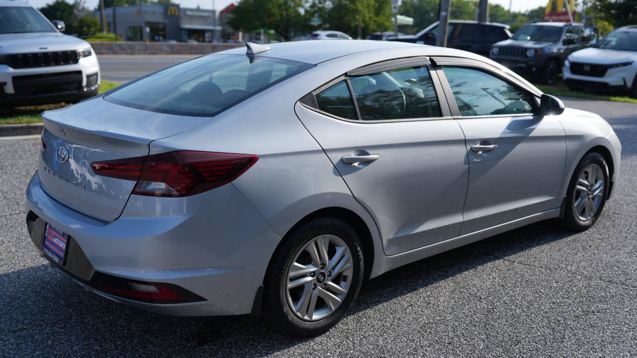 Used 2020 Hyundai Elantra SEL w/ Winter Weather Package FWD image 5