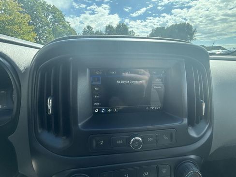 Certified 2019 Chevrolet Colorado W/T w/ Custom Special Edition image 19