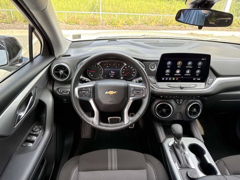 Used 2023 Chevrolet Blazer LT w/ Midnight/Sport Edition FWD image 13
