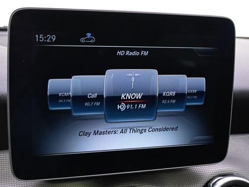 Used 2019 Mercedes-Benz GLA 250 GLA 250 image 23