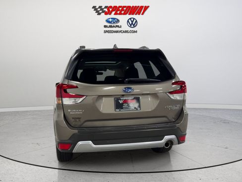 Used 2021 Subaru Forester Touring w/ Popular Package #2 AWD/4WD image 7