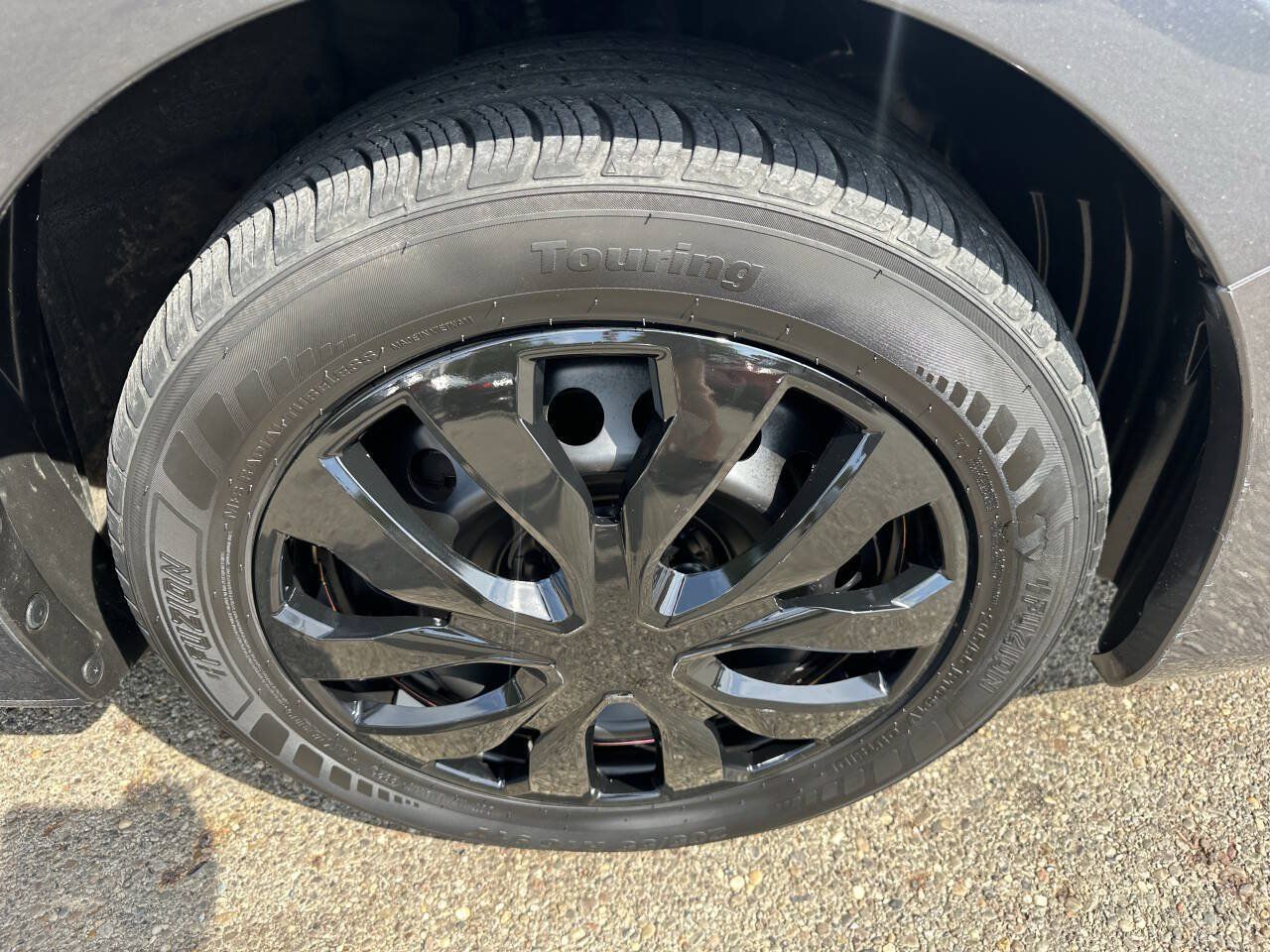 Used 2018 Subaru Impreza 2.0i AWD/4WD image 27