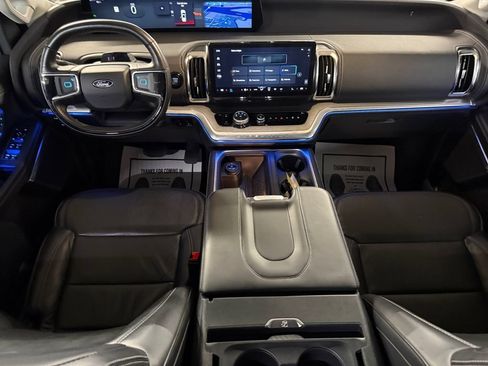Used 2025 Ford Expedition Max Platinum AWD/4WD image 39