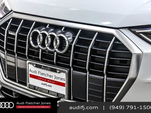 Used 2025 Audi Q3 2.0T Premium Plus w/ Premium Plus Package image 13