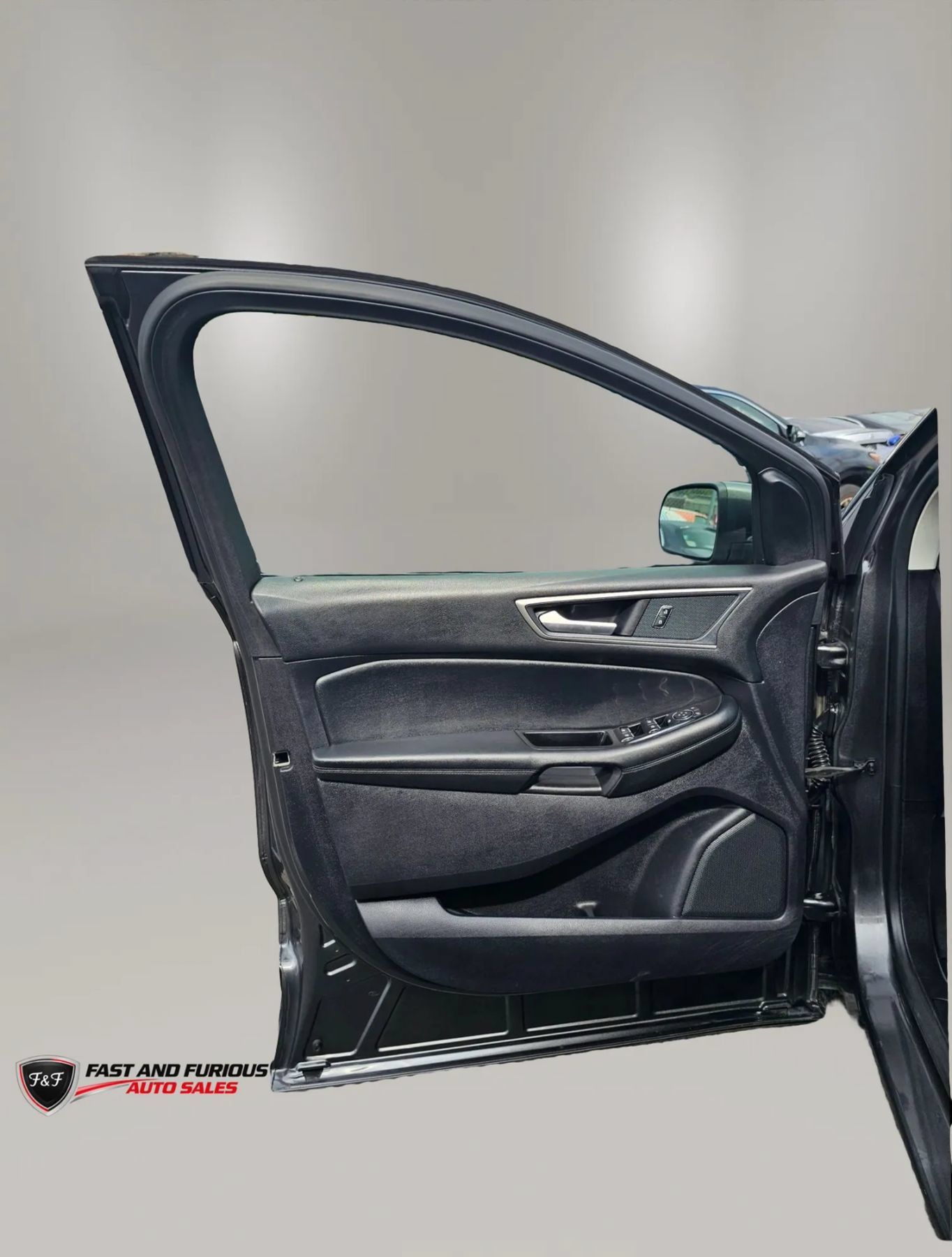 Used 2020 Ford Edge SEL w/ Cargo Accessory Package FWD image 12