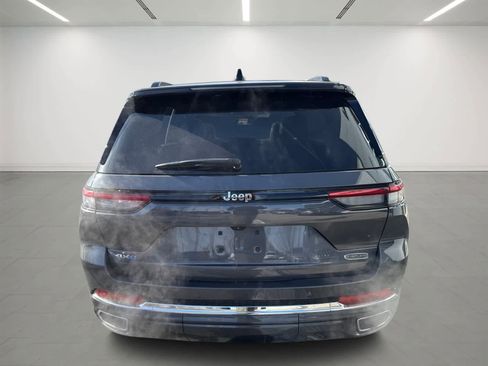 Used 2023 Jeep Grand Cherokee Overland w/ MOPAR Finishing Package image 5