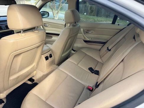 Used 2011 BMW 328i Sedan RWD image 28