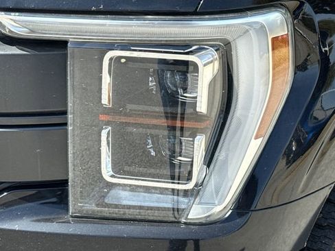 Used 2021 Ford F150 Lariat w/ Equipment Group 502A High image 4