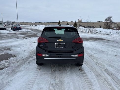 Used 2021 Chevrolet Bolt Premier w/ Infotainment Package image 6